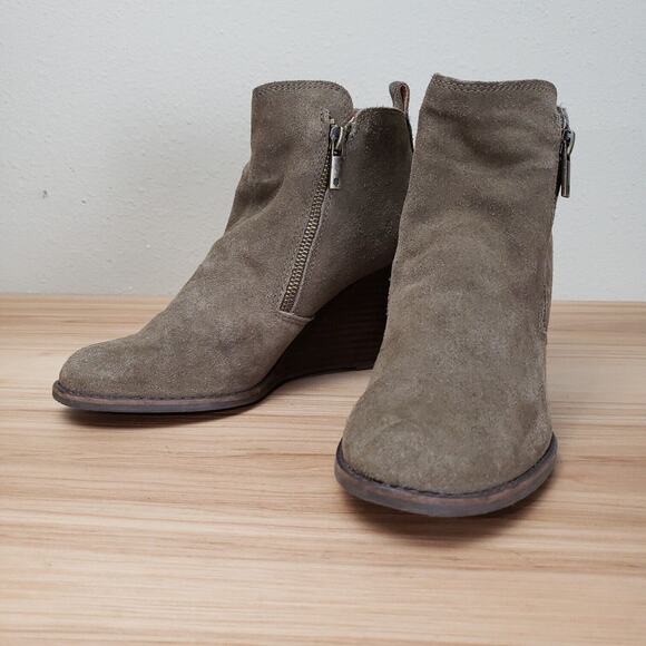 Lucky Brand Womens Yesterr Brown Leather Wedge Heels Ankle‎ Bootie Shoes 7.5M - Picture 2 of 7